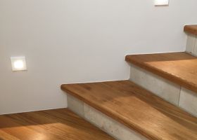 Holztreppe.JPG
